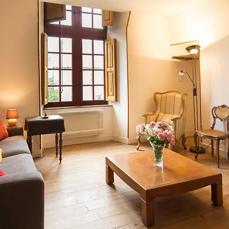 Charmante Maison Medievale Au Coeur D'herisson - Fr-1-489-606 *