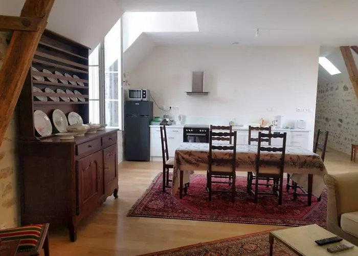 Charmante Maison Médiévale Au Cœur D'hérisson - Fr-1-489-606 * Hérisson